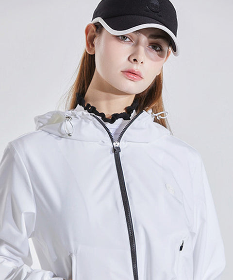 CHUCUCHU Shirring Hood Windbreaker - White